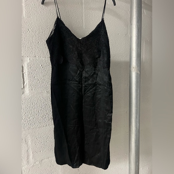 🔥🔥Zara satin effect lace dress - Picture 6 of 13